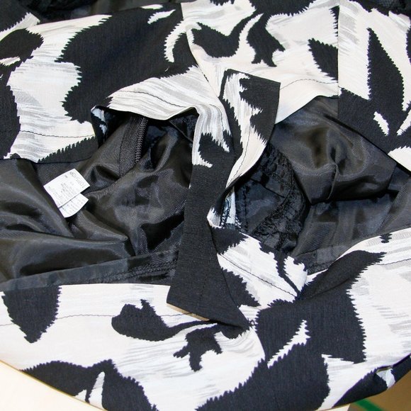 Topshop Petite Beige Black Sleeveless Romper - 2 - Picture 4 of 5